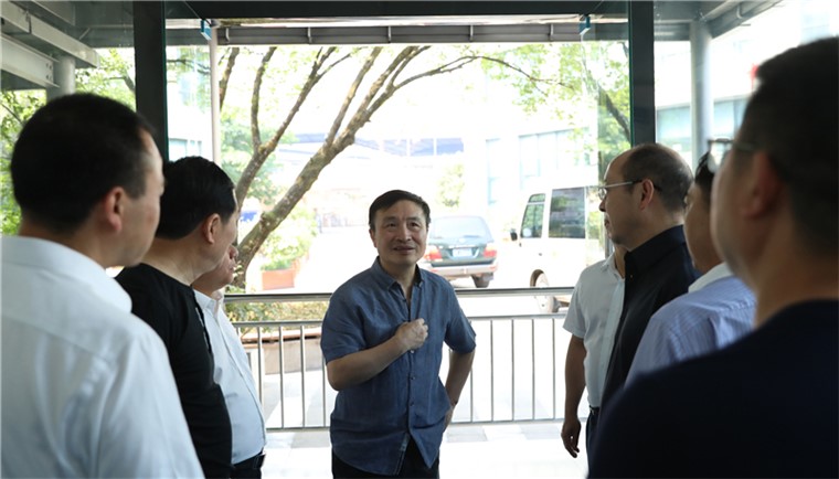 川威集团董事长王劲一行五一劳动节视察连界区域重点项目